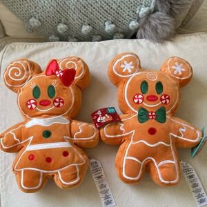 Disney Parks Gingerbread Mickey and Minnie Plush NWT